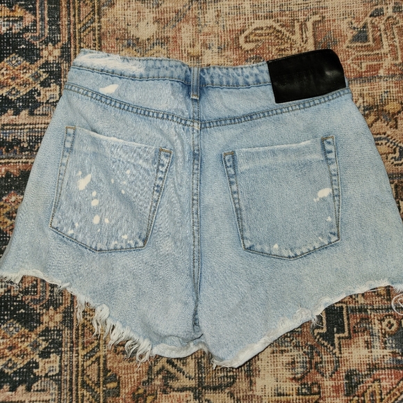 One Teaspoon shorts - Picture 2 of 6